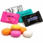 Mentos i flowpakning med logo